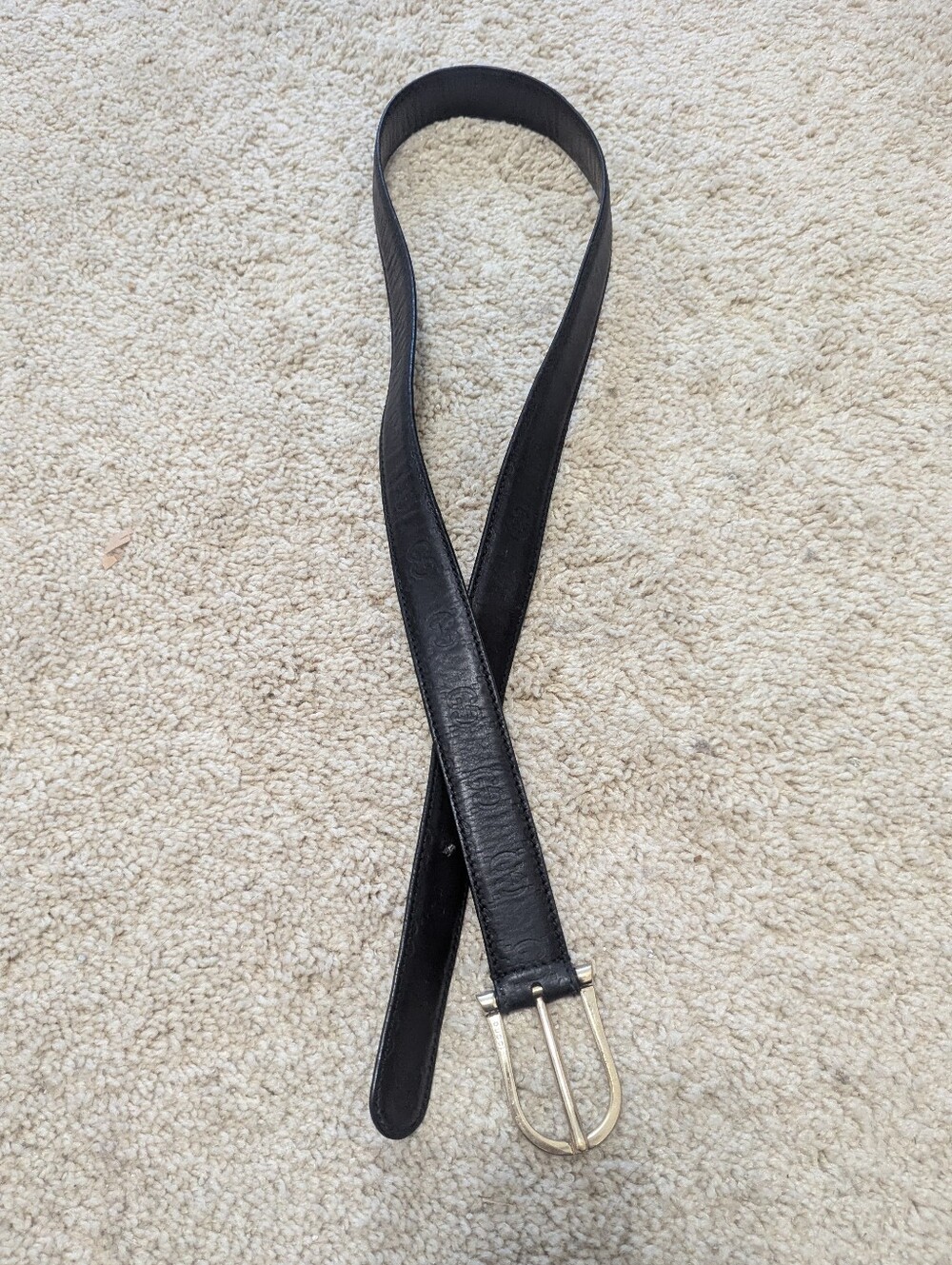 Gucci Black Leather Embossed Interlocking G Belt with Gold Buckle - Picture 2 of 7